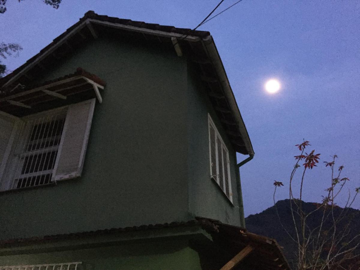 Casa Verde Em Petropolis Hotel Exterior foto